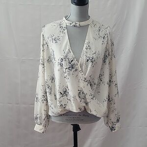 LUSH Woman V-Neck With Button Collar Black & Beige Floral Blouse, Size: S